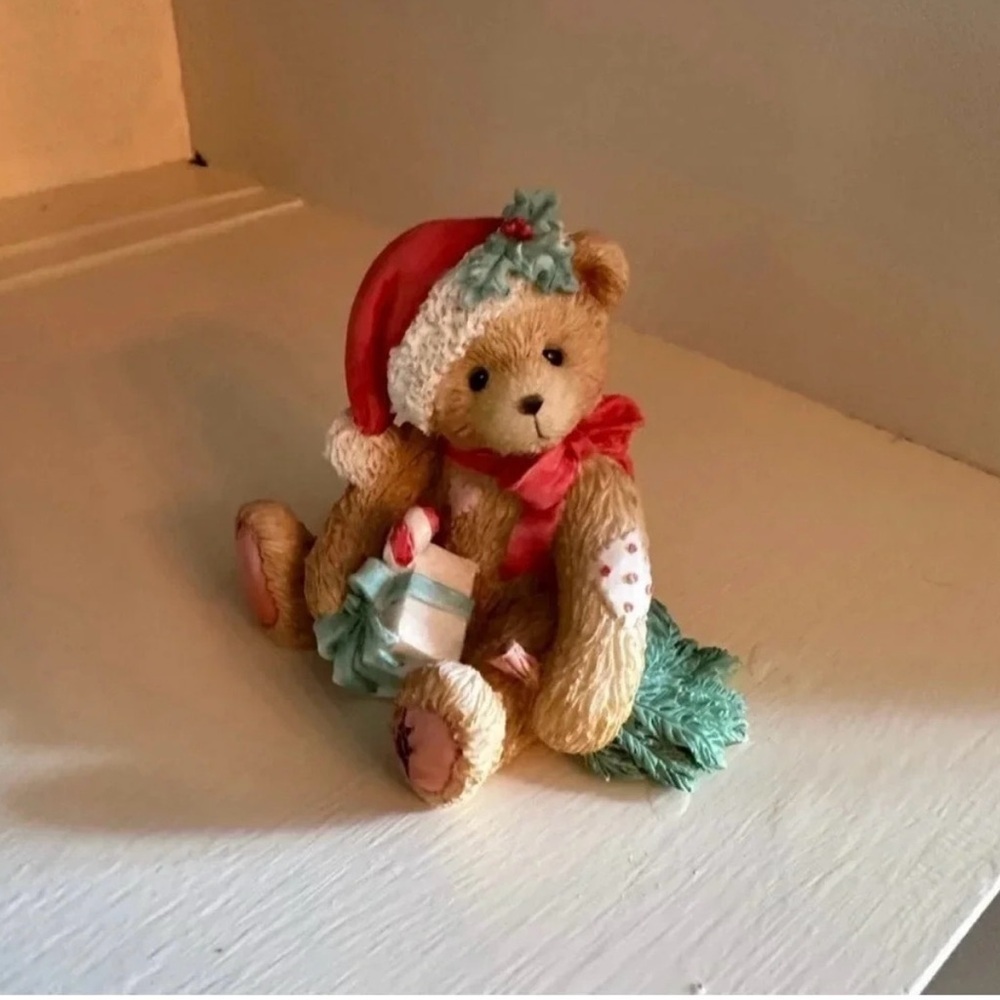Cherished Teddies Denise
December Bear Figurine 914878
Enesco 1993